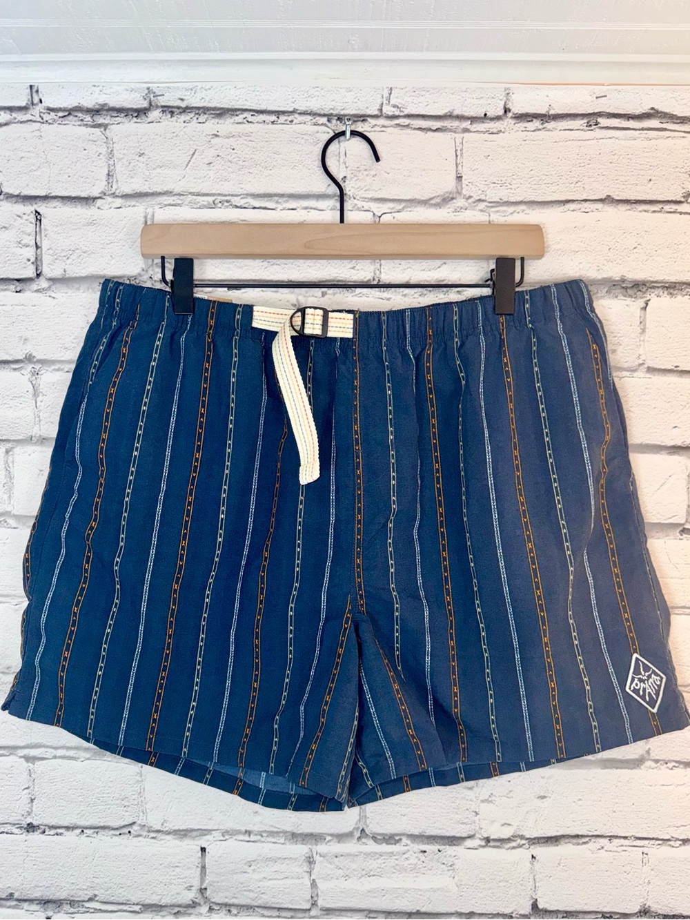 Men's Prana Shorts size Large Indio Heritage Shorts Aztec Print Blue 5’ Inseam